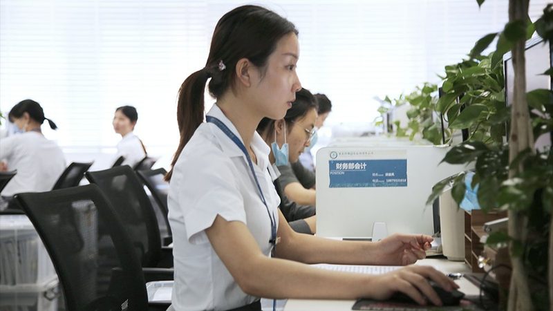 成都公司股权变更，价格如何合理选择？**